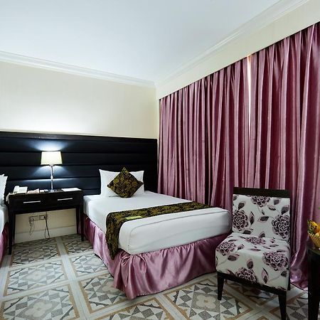 Metro Vigan Fiesta Garden Hotel Екстериор снимка