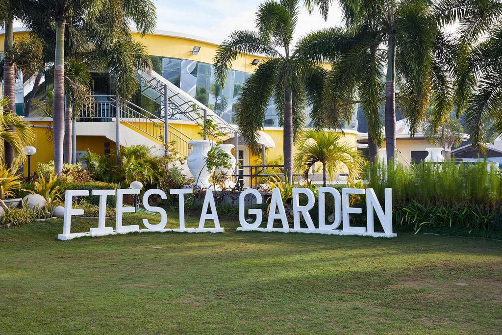 Metro Vigan Fiesta Garden Hotel Екстериор снимка