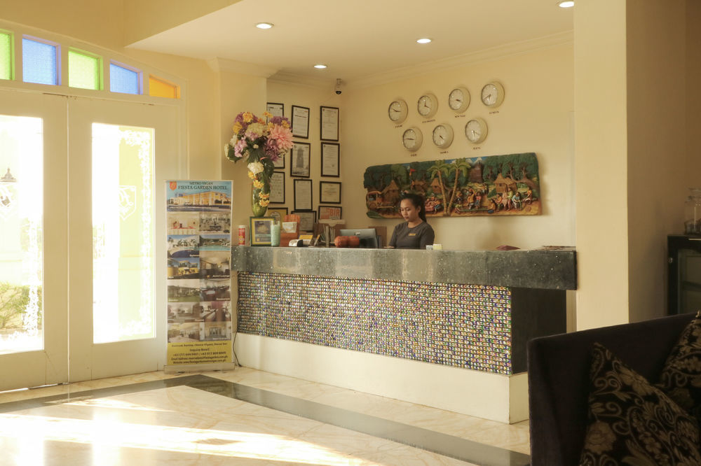 Metro Vigan Fiesta Garden Hotel Екстериор снимка