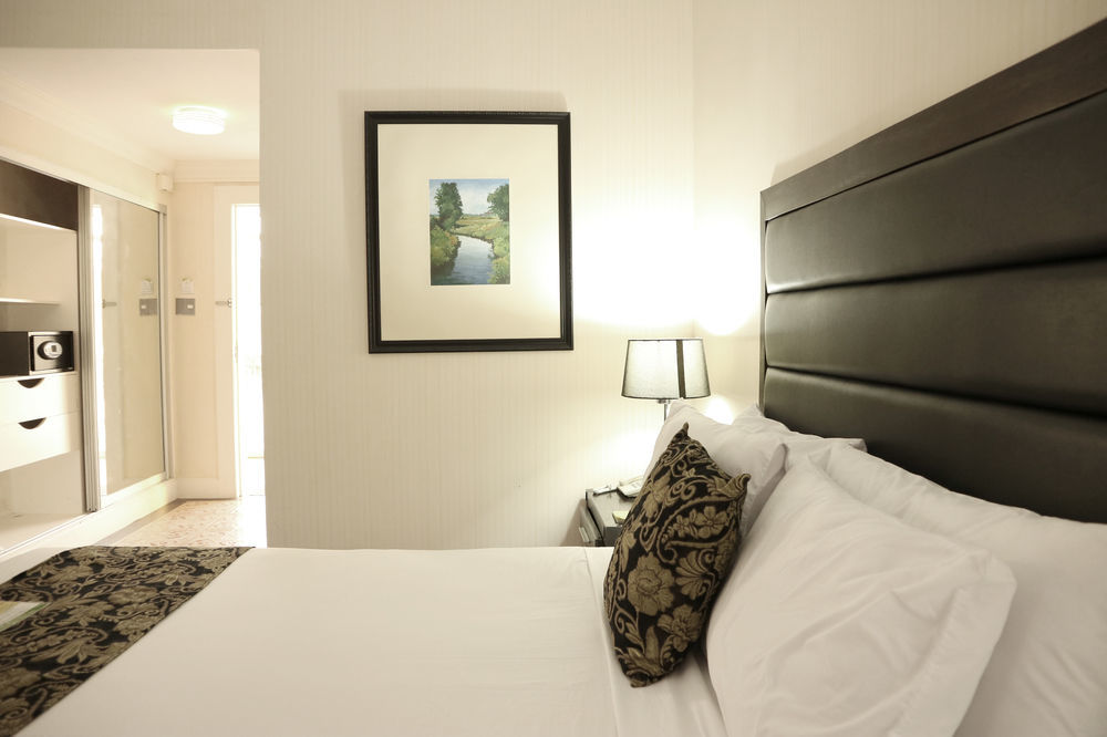 Metro Vigan Fiesta Garden Hotel Екстериор снимка